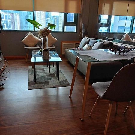 Loft Condo Beside Shangri-La Fort 马尼拉 外观 照片