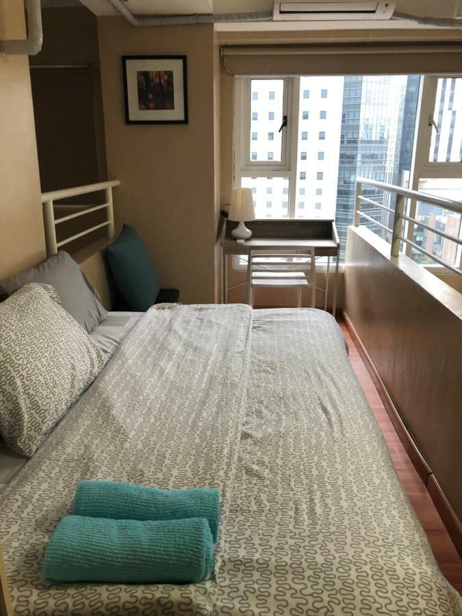 Loft Condo Beside Shangri-La Fort 马尼拉 外观 照片